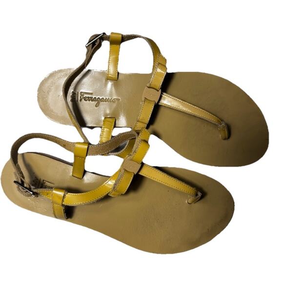 SALVATORE FERRAGAMO MADE IN ITALY STRAPPY SANDALS 6.5 WOMENS THONG - Picture 1 of 8